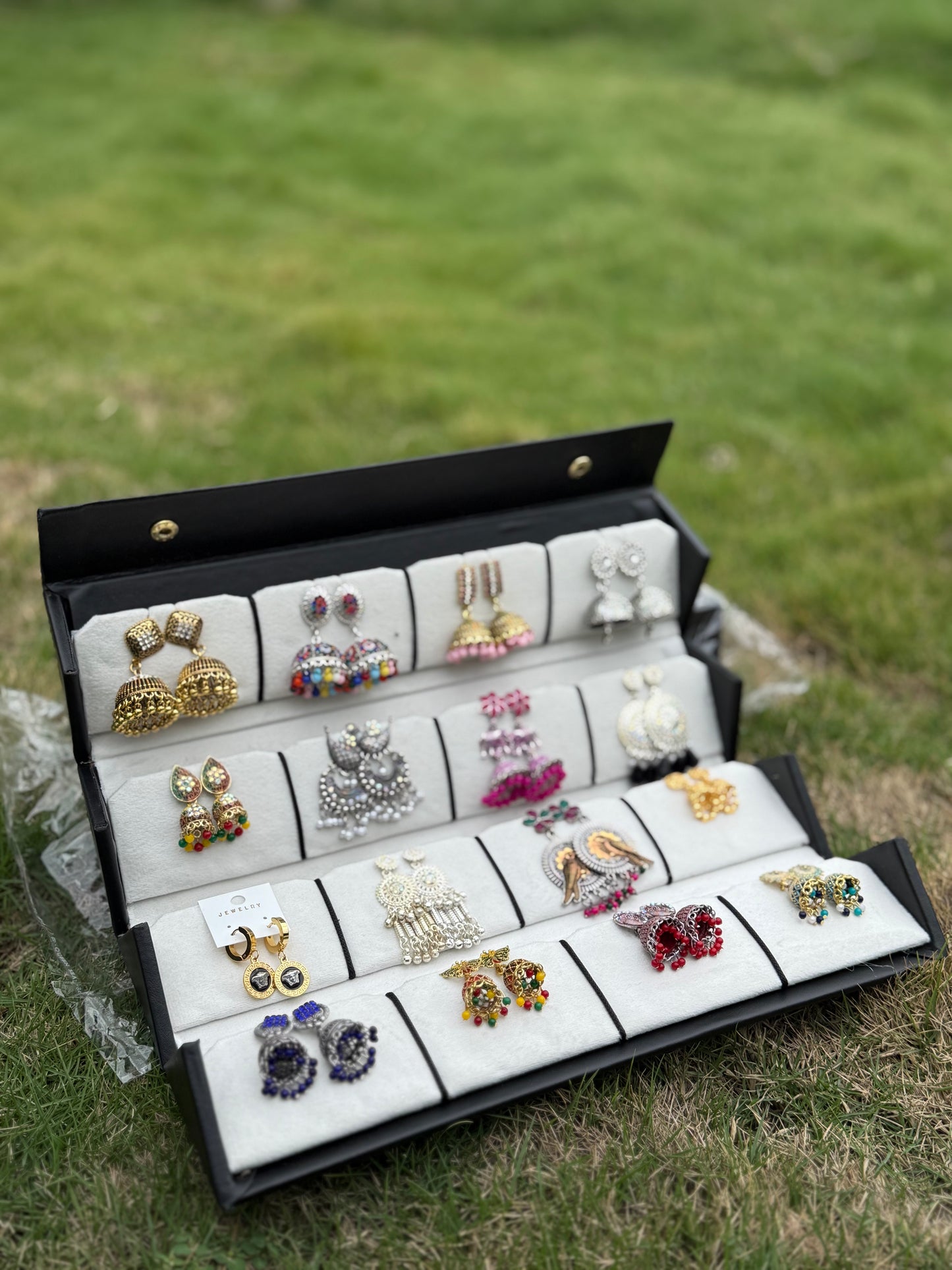 16-Pair Jhumka Treasure  Box