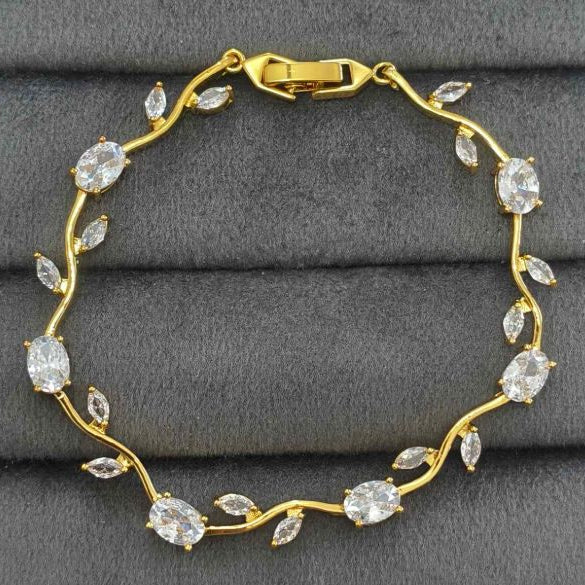 Viral Tulip Bracelet - Stainless Steel Non Tarnish